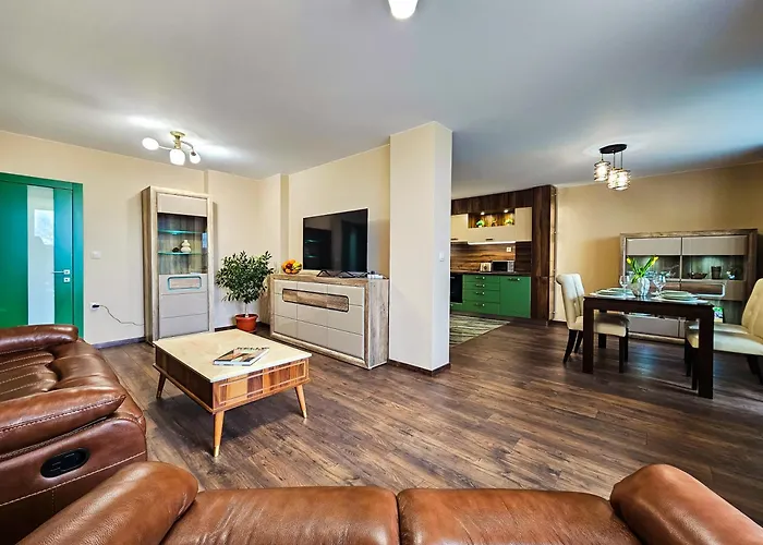 Apartment Quiet 2bd Near Sea Garden & By Apartmax Varna