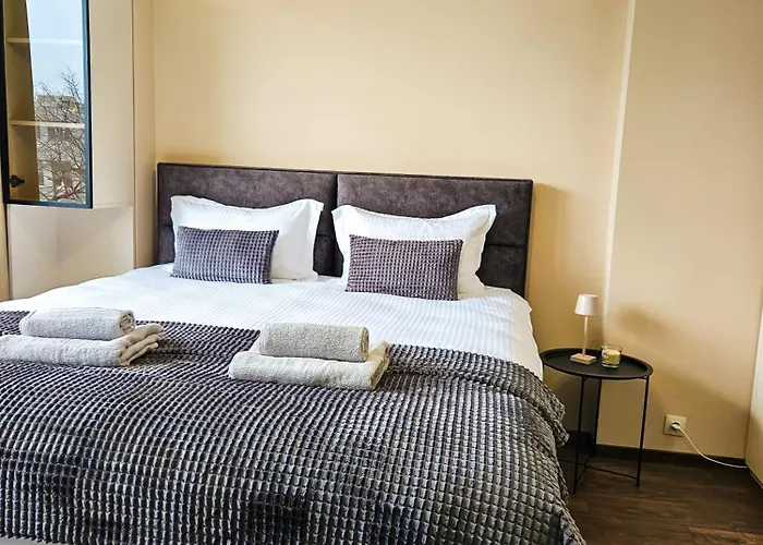 Quiet 2bd Near Sea Garden & By Apartmax * Varna