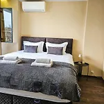 Quiet 2bd Near Sea Garden & By Apartmax * Varna