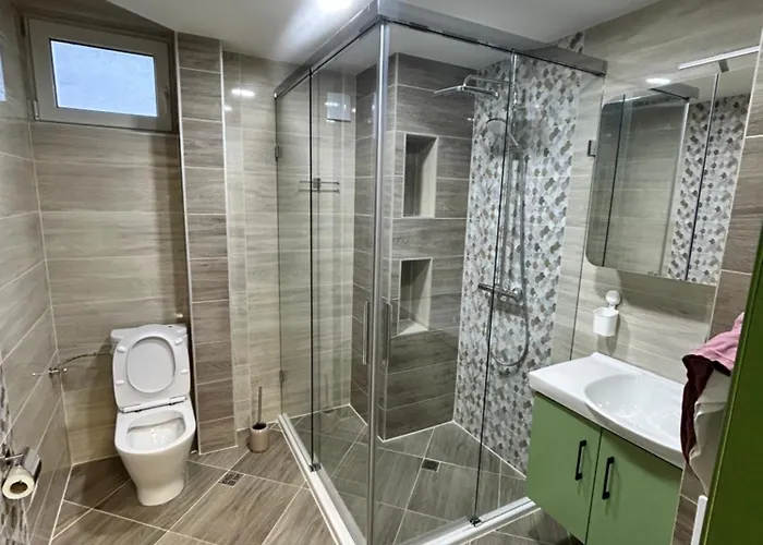 Apartment Quiet 2bd Near Sea Garden & By Apartmax Varna