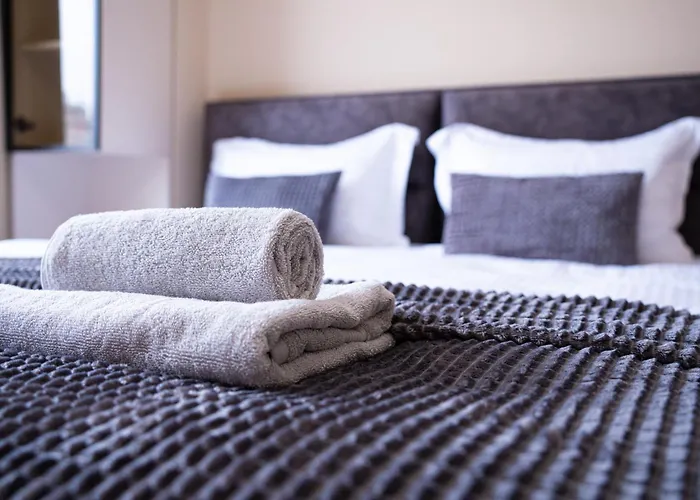 Quiet 2bd Near Sea Garden & By Apartmax Varna