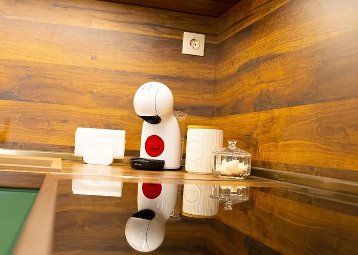 Quiet 2bd Near Sea Garden & By Apartmax Daire Varna